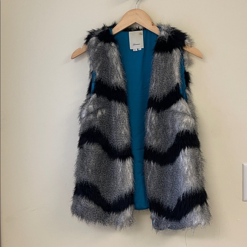 Anthropologie Elevenses Faux Fur Vest Black Gray White EUC
